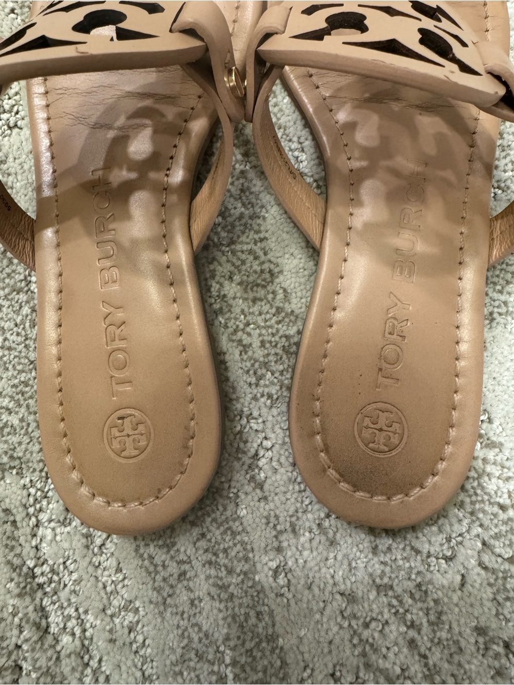 Tory Burch Tan Leather Logo Sandals - Picture 5 of 7